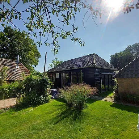 Bed & Breakfast Huisje Vogelenzang Chaam